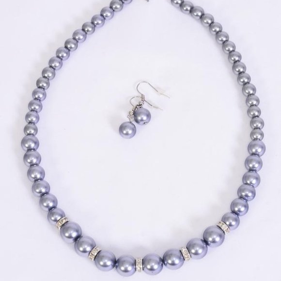 Fashion Jewelry Jewelry - NWT Gray Pearl & Crystal Necklace Set + Earrings